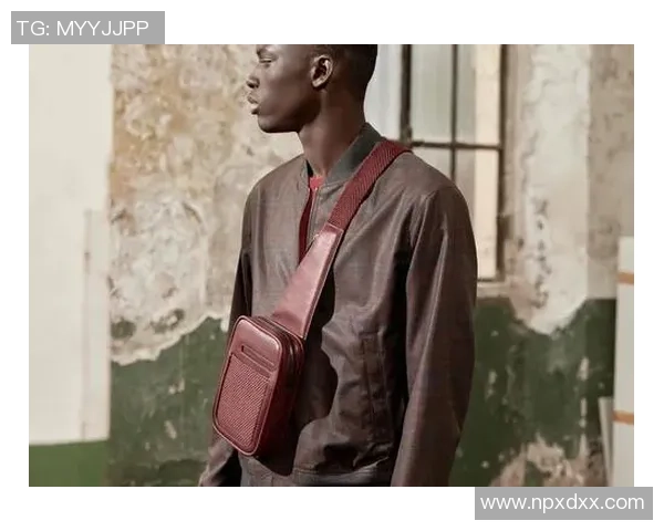 足球明星杰尼亚男装引领时尚潮流展现运动与优雅完美结合 足球明星杰尼亚男装引领时尚潮流展现运动与优雅完美结合