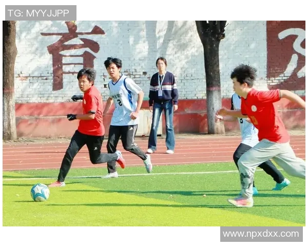 防城实校足球明星展现青春风采助力校园体育发展新篇章